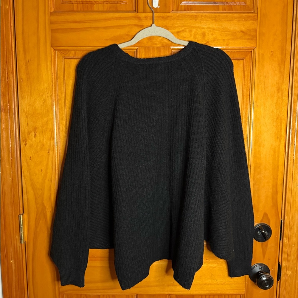 Lilly Pulitzer Arienza Oversized Black Sweater size XS oversized - Picture 4 of 5